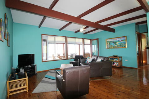 Bally High, 20 Dulconghi Street - Hotel Gold Coast 13