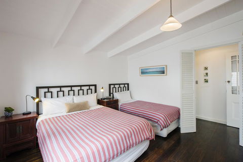 Beach Huts Middleton - Hotel Gold Coast 4