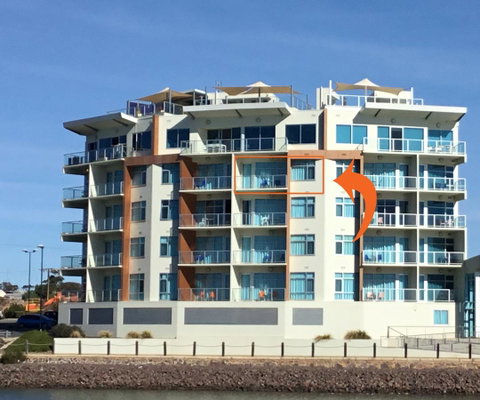 Wallaroo Marina Waterfront Luxe Apartment - Hotel Gold Coast 0