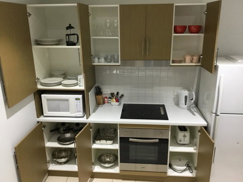 Wallaroo Marina Waterfront Luxe Apartment - Hotel Gold Coast 11