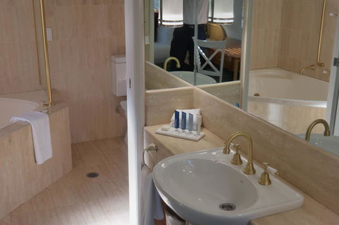 Pacific Bay Resort - Hotel Gold Coast 1