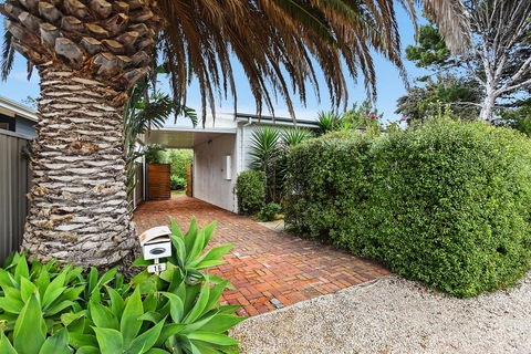 Ainslie Roberts Drive Retreat - Hotel Gold Coast 13