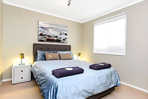 Ainslie Roberts Drive Retreat - Hotel Gold Coast 4