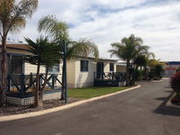 Book Streaky Bay Accommodation Vacations Hotel Gold Coast Hotel Gold Coast