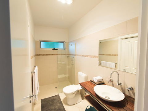 S T U D I O 22 Peaceful Retreat With Garden Views - Hotel Gold Coast 6