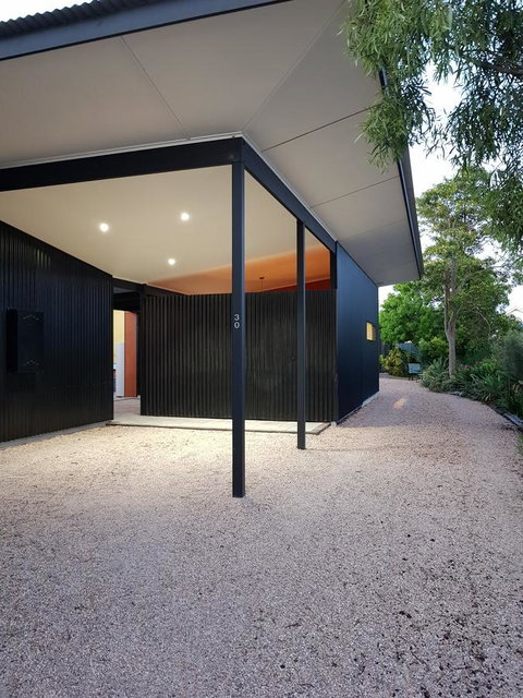 Sinclair Eco House - Hotel Gold Coast 2