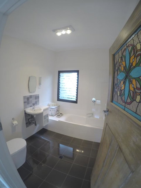 Sinclair Eco House - Hotel Gold Coast 7