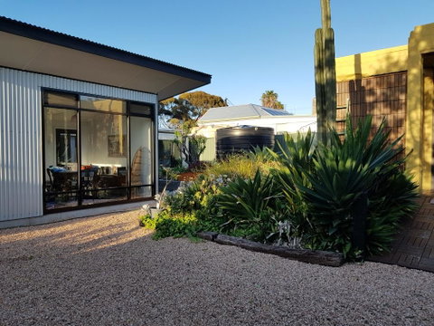 Sinclair Eco House - Hotel Gold Coast 23