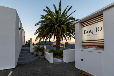 Bay 10 - Suites And Apartments - Hotel Gold Coast 21