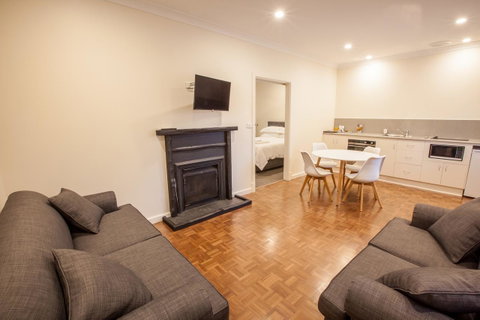 The Mill Apartments Clare Valley - Hotel Gold Coast 6