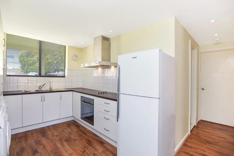 The Dolphins Beachfront Apartments - Hotel Gold Coast 16