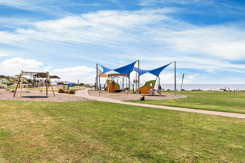 Maslin Beach Getaway - Hotel Gold Coast 18