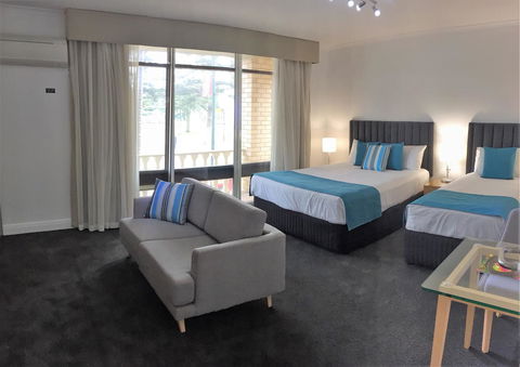 Ensenada Motor Inn And Suites - Hotel Gold Coast 2
