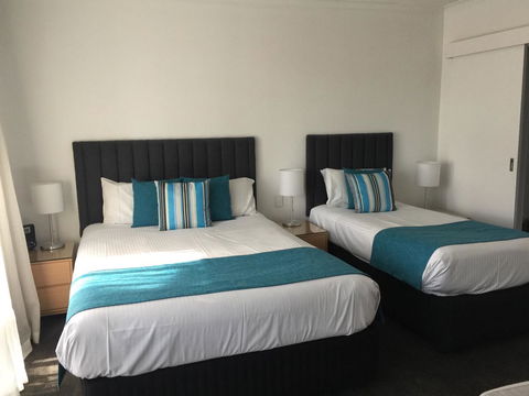 Ensenada Motor Inn And Suites - Hotel Gold Coast 7