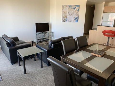 Ensenada Motor Inn And Suites - Hotel Gold Coast 32