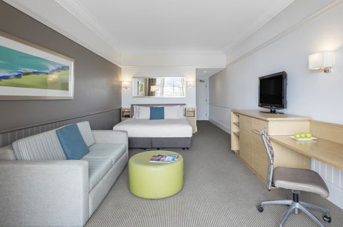 Crowne Plaza Terrigal Pacific, An IHG Hotel - Hotel Gold Coast 2