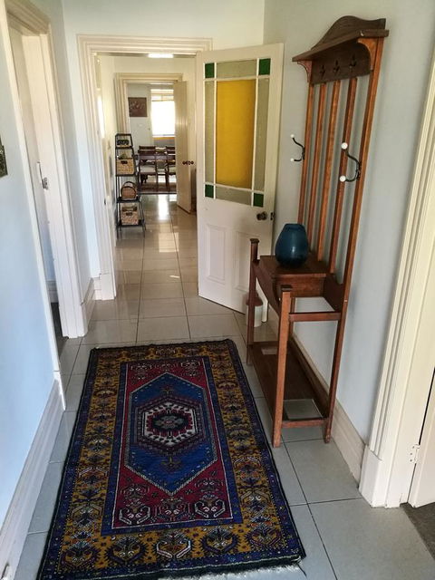 Hilda Anna's - Hotel Gold Coast 1