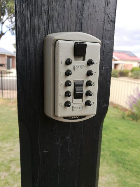 Hilda Anna's - Hotel Gold Coast 8