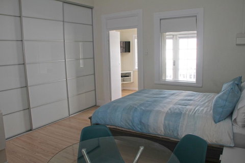 Smugglers Inn Studio Apartments - Hotel Gold Coast 6