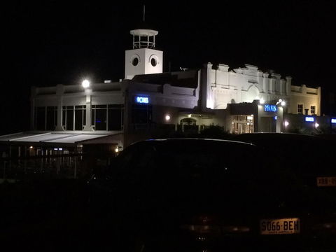 Adelaide - Semaphore Beach Front - Hotel Gold Coast 32