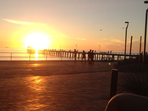 Adelaide - Semaphore Beach Front - Hotel Gold Coast 6