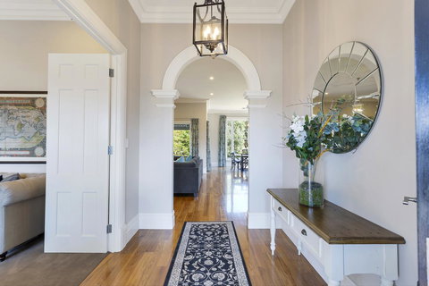 Grandview Accommodation - The Elm Tree Apartments - Hotel Gold Coast 22