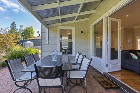 Grandview Accommodation - The Elm Tree Apartments - Hotel Gold Coast 27