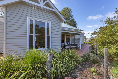 Grandview Accommodation - The Elm Tree Apartments - Hotel Gold Coast 24