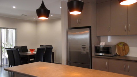 Casavino Luxury Villa - Hotel Gold Coast 13