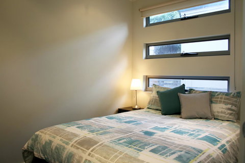 Penneshaw Oceanview Apartments - Hotel Gold Coast 14