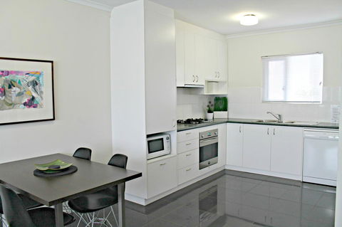 Adelaide DressCircle Apartments - Archer Street - Hotel Gold Coast 10