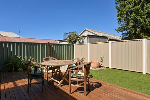 Trafalgar Premium Vintage Suites - Hotel Gold Coast 11