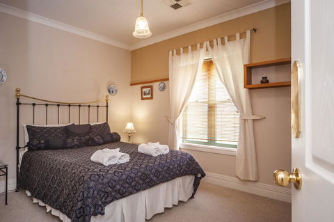 Angaston Saleyards Luxury Accommodation - Hotel Gold Coast 2