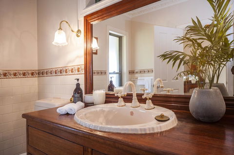 Angaston Saleyards Luxury Accommodation - Hotel Gold Coast 28