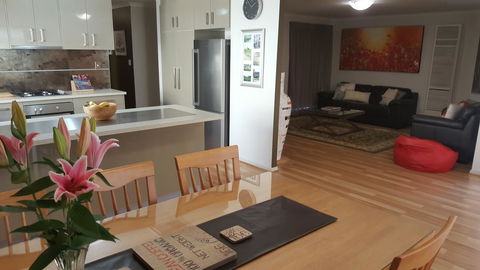 Jacaranda Homestay - Hotel Gold Coast 3