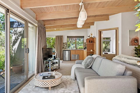 Adelaide Hills Retreats - Hotel Gold Coast 18