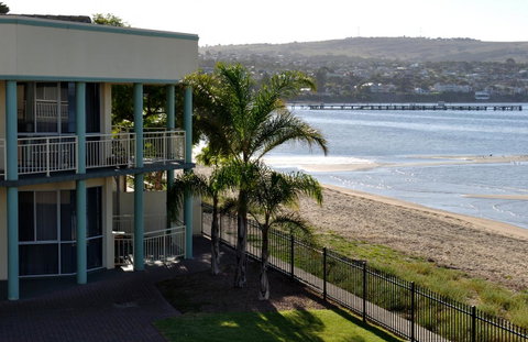 Hilton Beachfront Motel - Hotel Gold Coast 40
