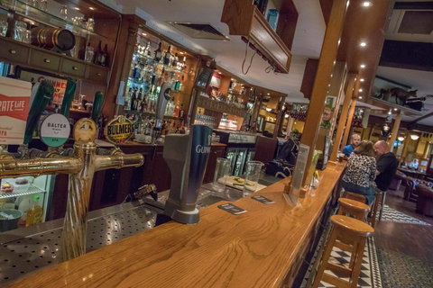 Mick O\'Sheas - Hotel Gold Coast 11