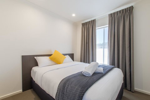 Mick O\'Sheas - Hotel Gold Coast 17