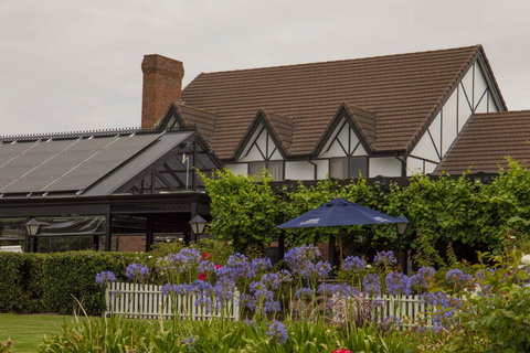 Mick O\'Sheas - Hotel Gold Coast 37