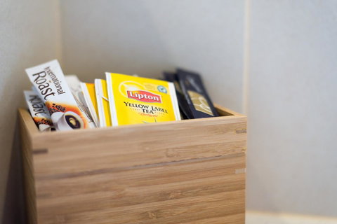 Mick O\'Sheas - Hotel Gold Coast 25