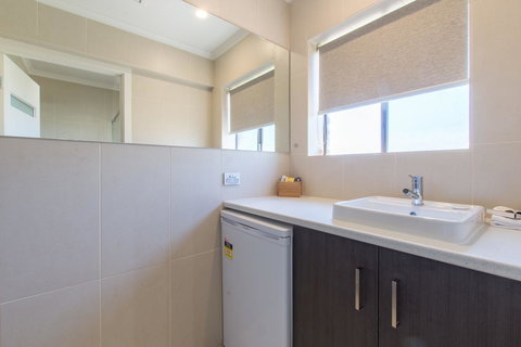 Mick O\'Sheas - Hotel Gold Coast 26