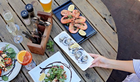 Caledonian Inn - Hotel Gold Coast 18
