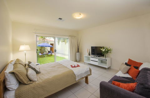 Adelaide Luxury Beach House - Hotel Gold Coast 33
