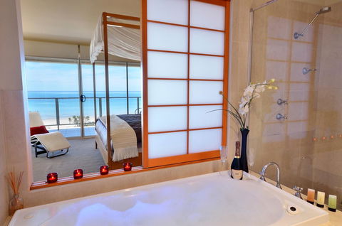 Adelaide Luxury Beach House - Hotel Gold Coast 10