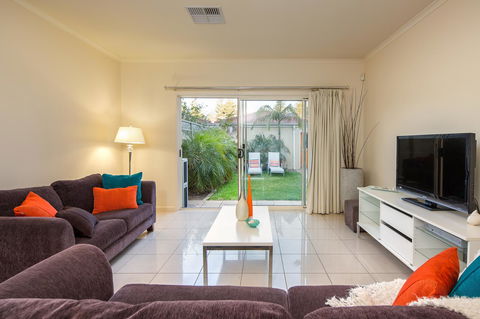 Adelaide Luxury Beach House - Hotel Gold Coast 32