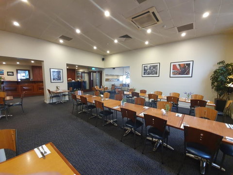 Pier Hotel Port Lincoln - Hotel Gold Coast 9