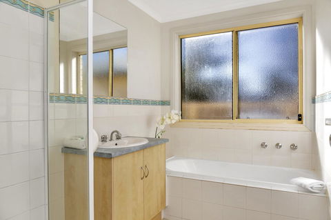 The Lighthouse - Port Willunga - C21 SouthCoast Holidays - Hotel Gold Coast 11