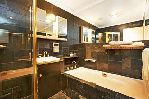 The Palms - Hotel Gold Coast 20