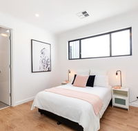 Brand new affordable luxury 3 bedroom 3 bathrooms house close to Adelaide city Chinatown beach Adelaide Airport - Hotel Gold Coast